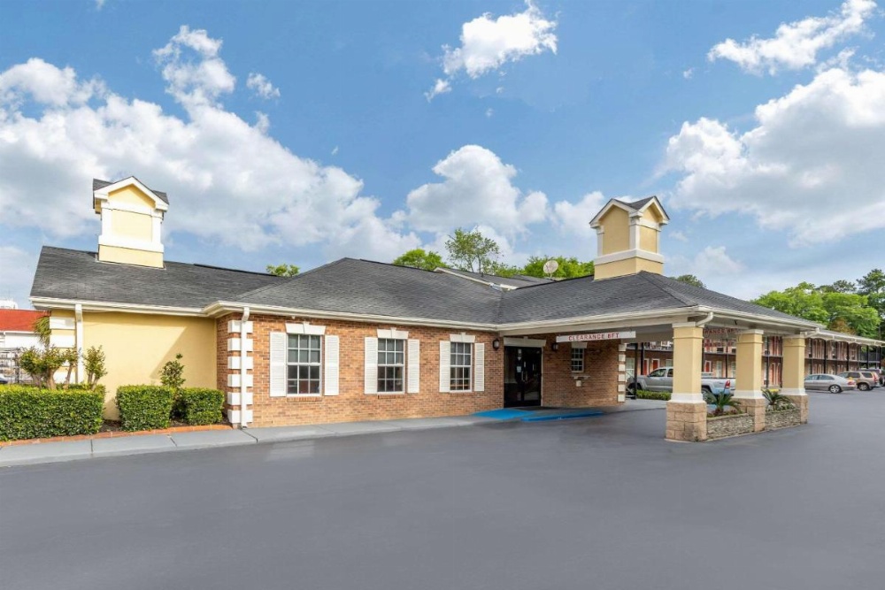 Quality Inn & Suites Lexington Image 31